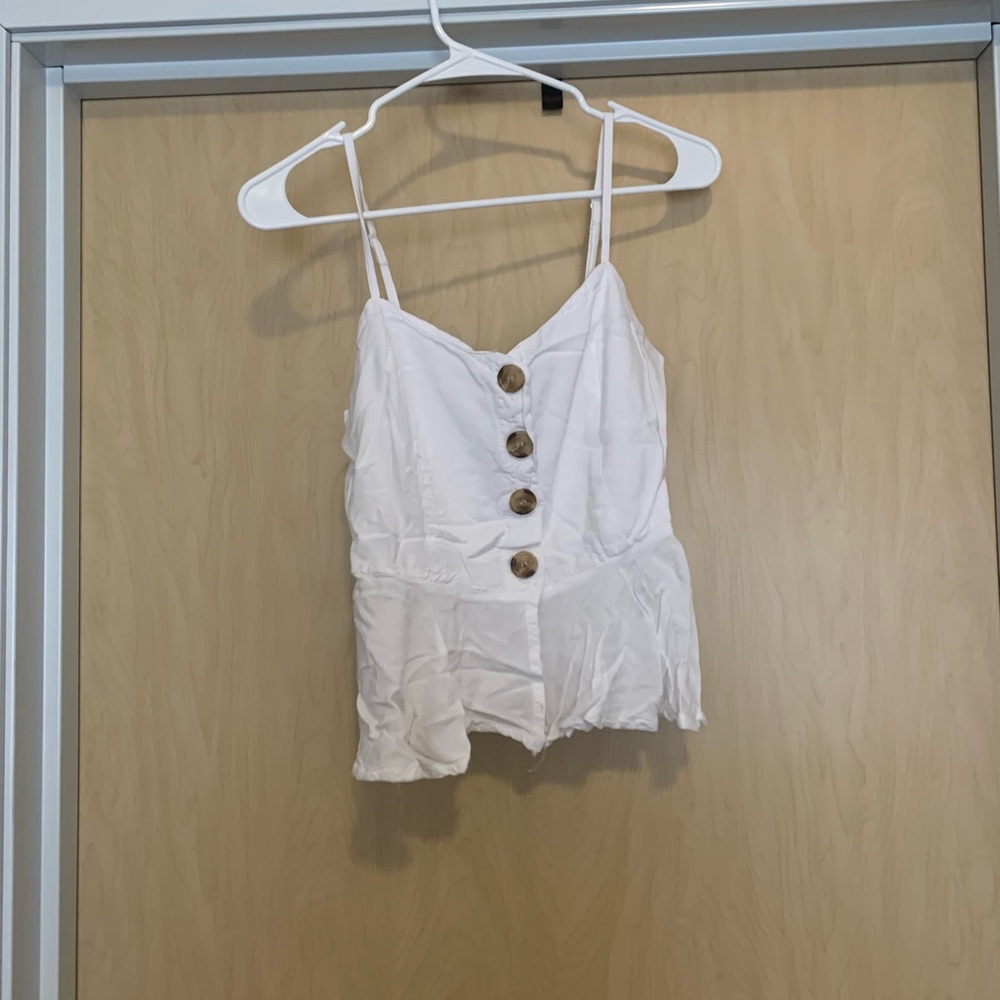 white tank